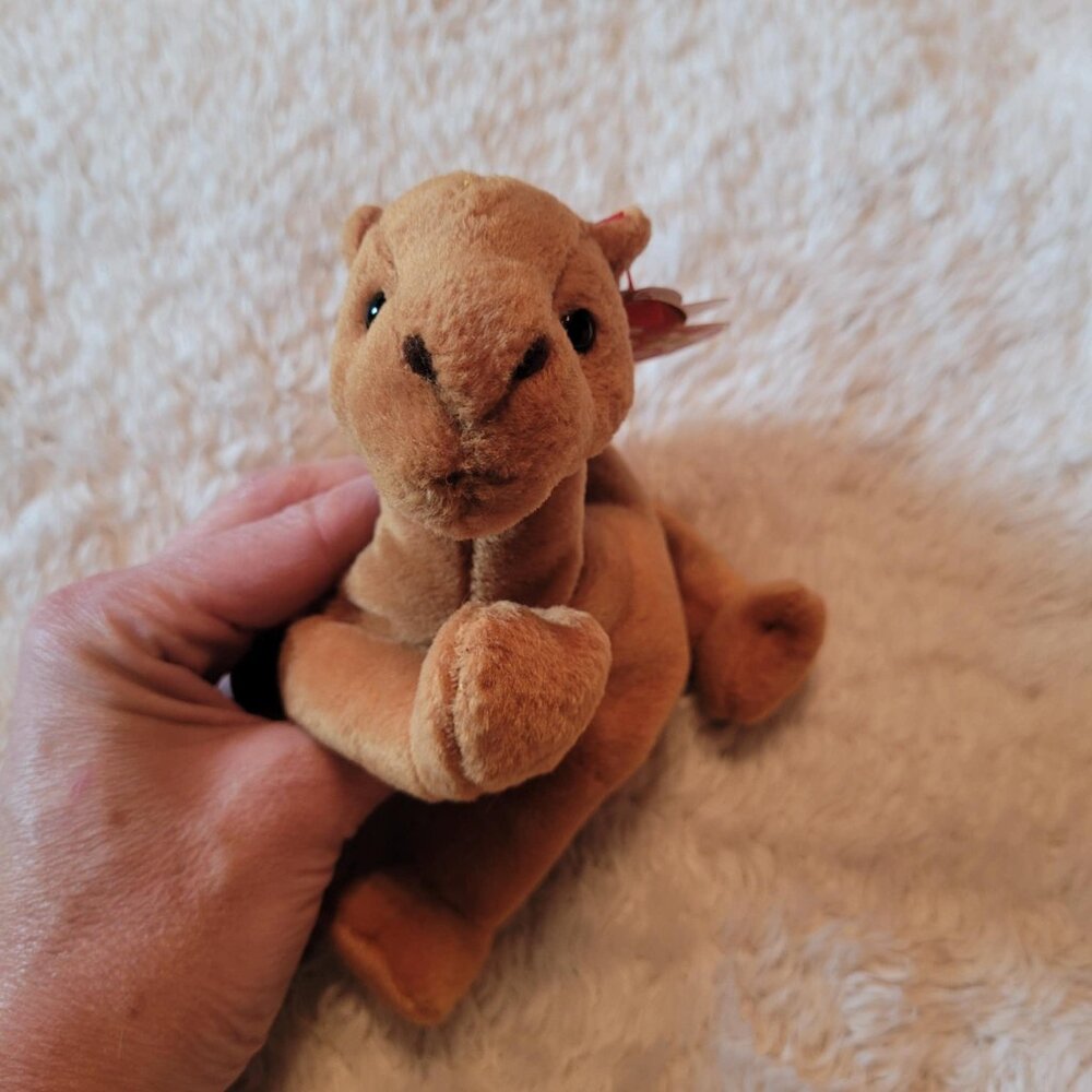 Ty Beanie Baby "Niles the Camel"